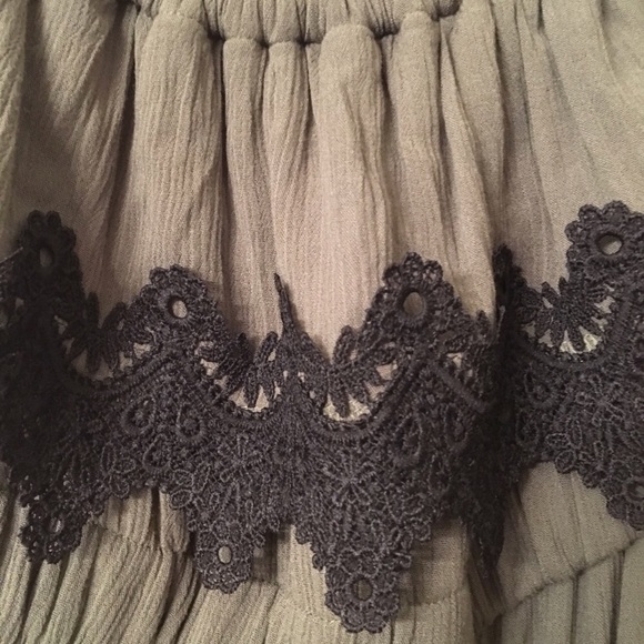 Romeo & Juliet Couture Maxi Dress Long - Picture 4 of 4